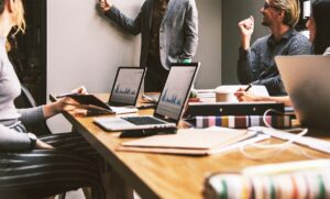 Read more about the article Broken Teams Damage Your Business