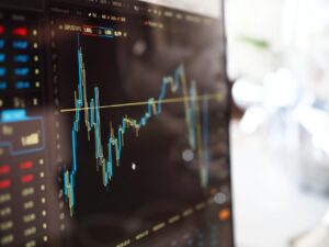 Read more about the article Choosing a Stock Market Analyst