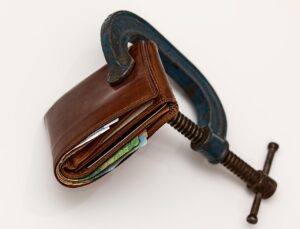 Read more about the article Credit Unions Can Keep You From Bankruptcy