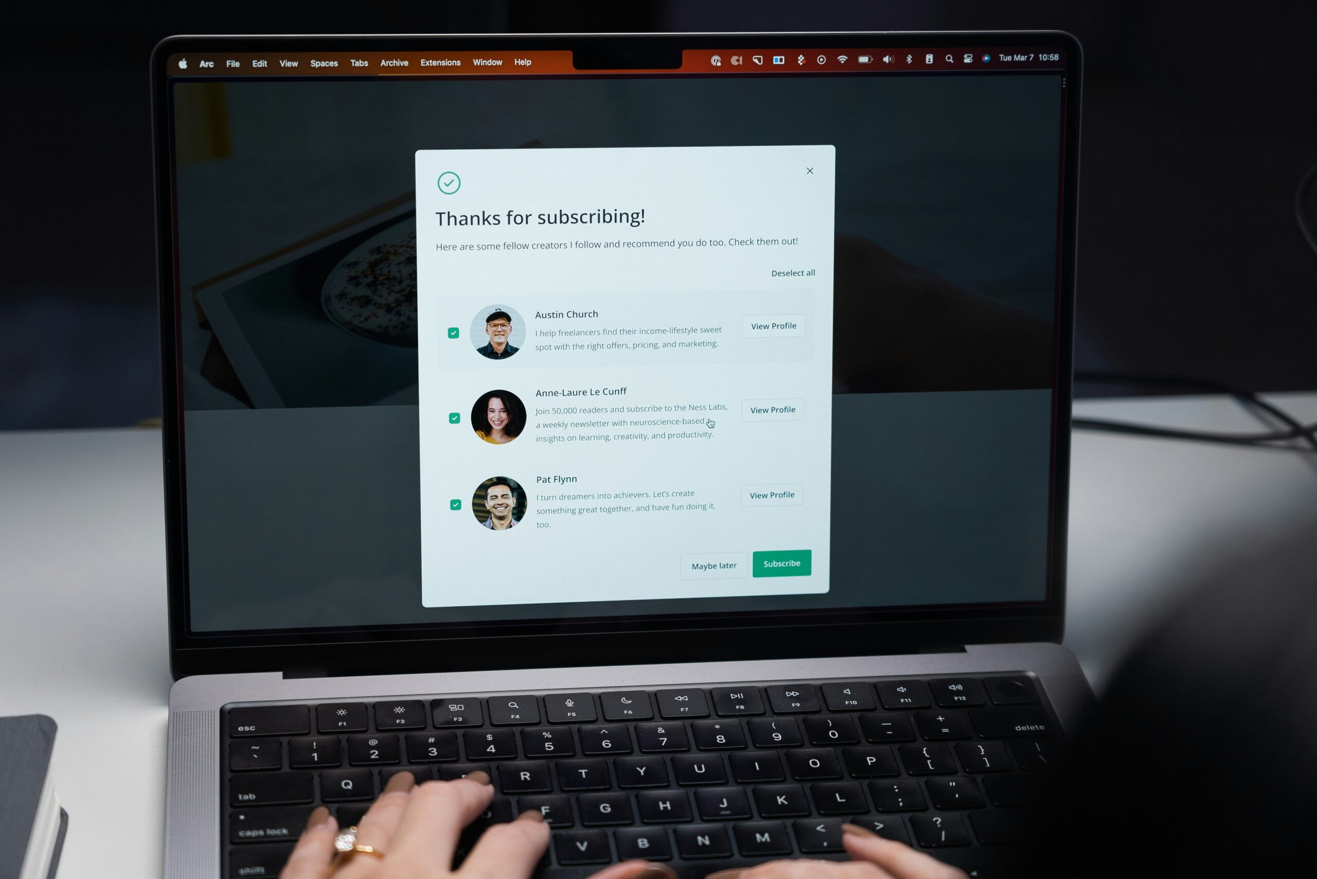 You are currently viewing Extranets Better than email for group collaboration