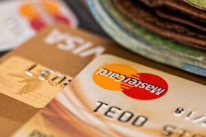 Read more about the article Financial Planning For Credit Card Users