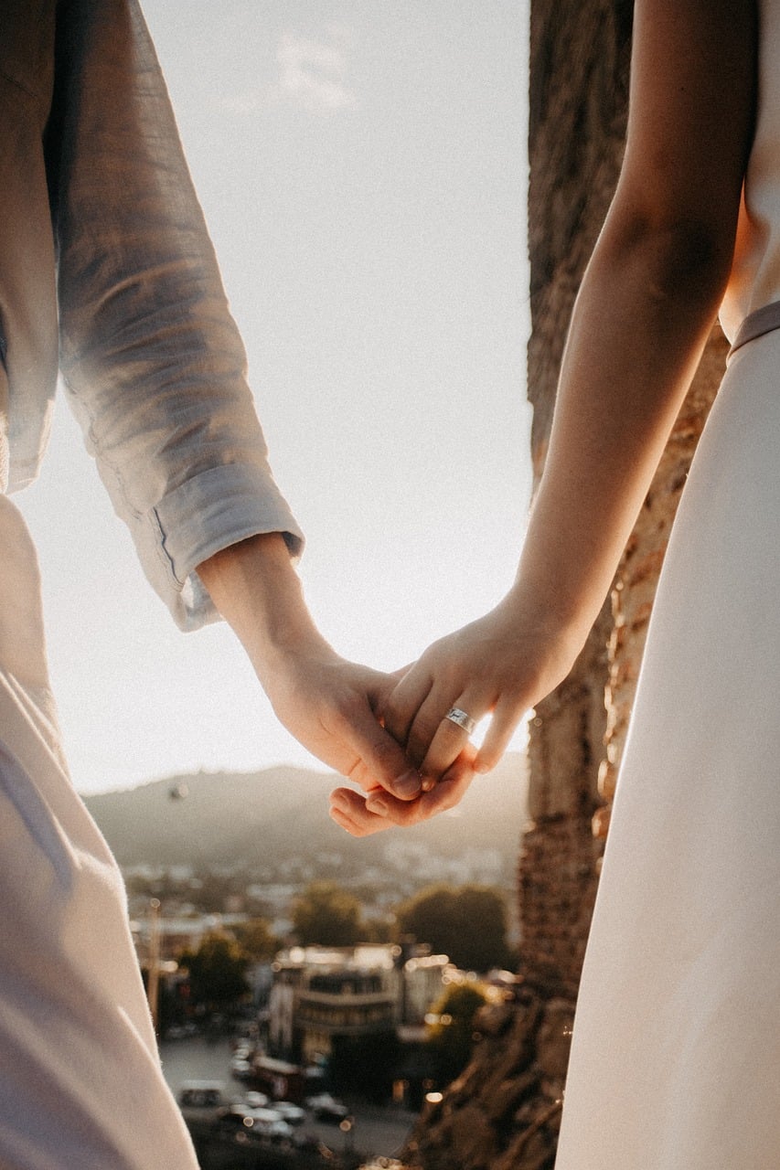 Read more about the article Hidden Traps for Life Partners Who Work Together